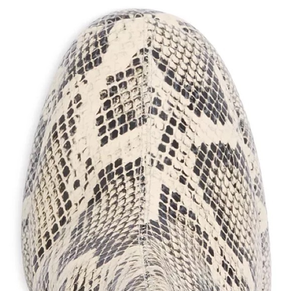 Aeyde Snake ‘Puff’ Platform Boot. - Picture 3 of 6